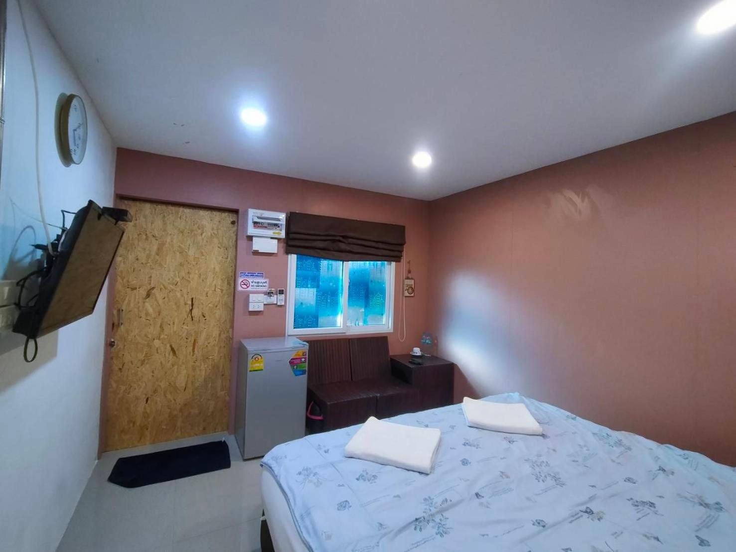 Ruenthip Homestay Bangkok Exterior foto
